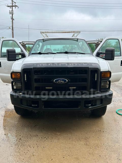 2009 Ford F-250 SD XL SuperCab 4WD