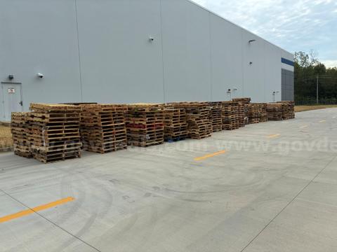 Wood Pallets - Used Lot of 200 pallets