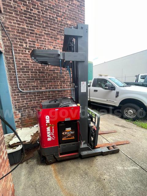 Raymond easi-dr-30tt Forklift