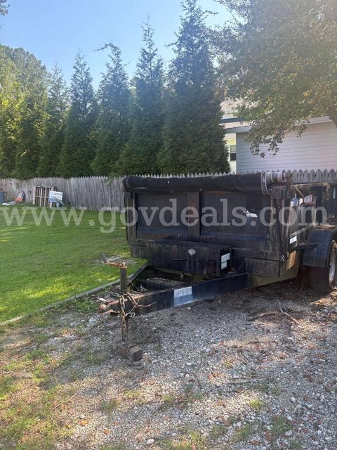 Hawke Dump Trailer