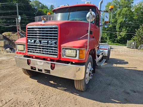 2003 Mack CH613
