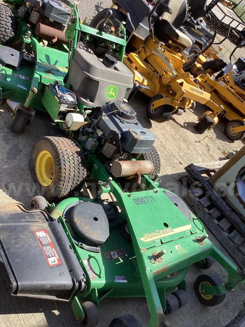 JOHNDEERE MOWER
