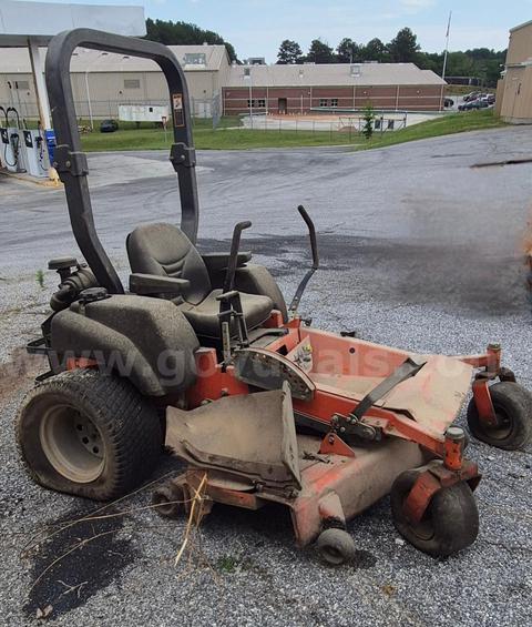 HUSQVARNA 26127 ZERO TURN MOWER