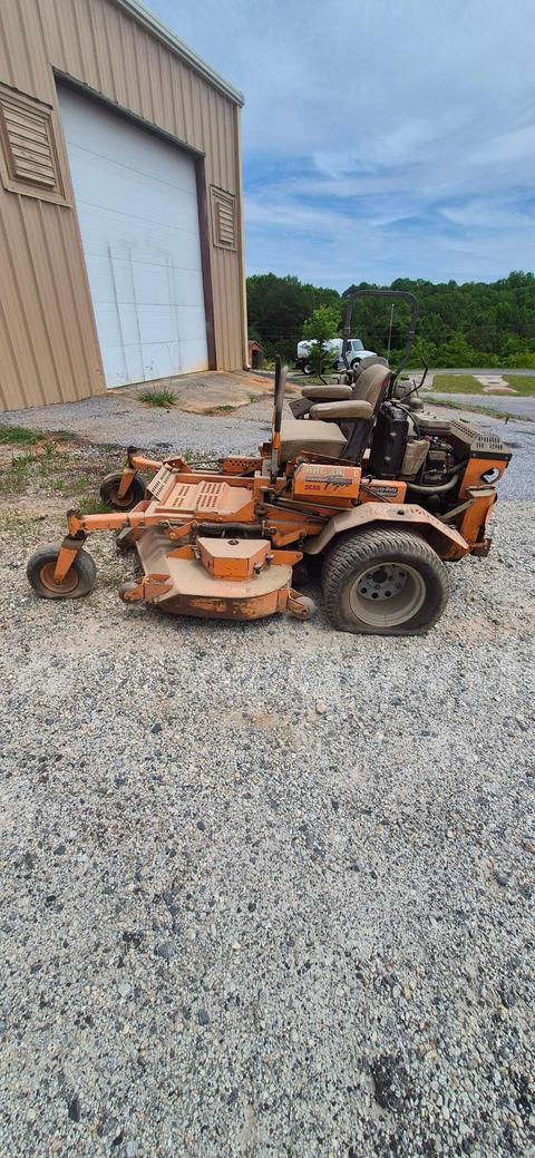 TURF TIGER SCAG MOWER