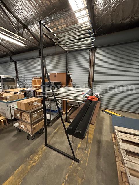 Qty 1 Ski Rack