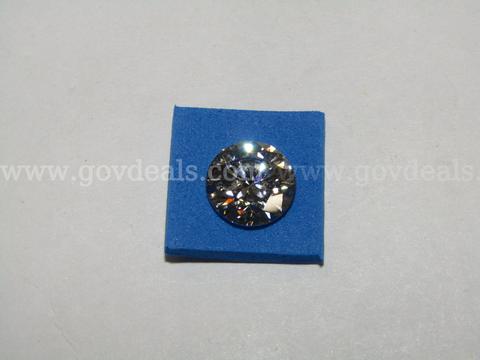 4.09 carat Round Brilliant Lab Diamond with IGI Report