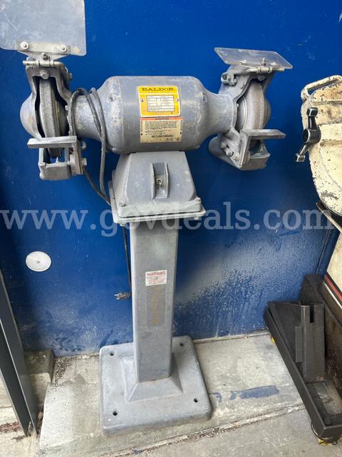 Operable Baldor 88-165-11 Bench Grinder