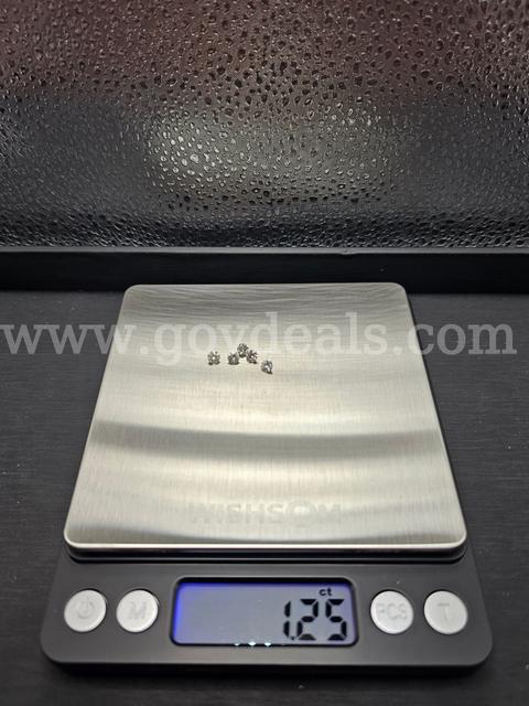 1.25 Cts Brilliant Cut Diamonds   5 Stones,  Investment