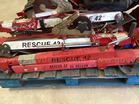 Rescue 42 Struts and Saw