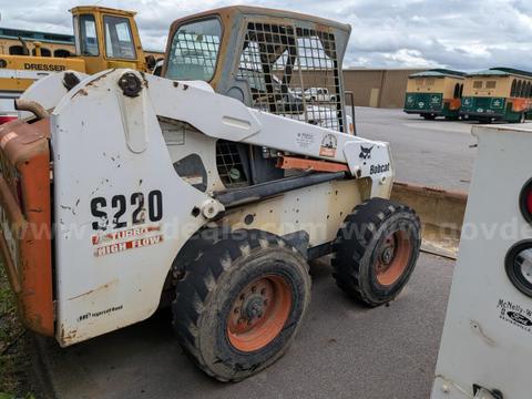 Bobcat S320 Skid Steer Loader