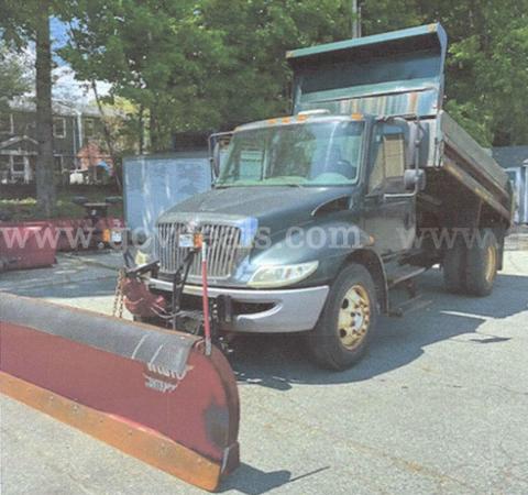 2004 International 4300 (Dump Truck)