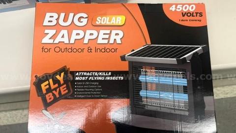 SOLAR BUG ZAPPER - NEW IN BOX