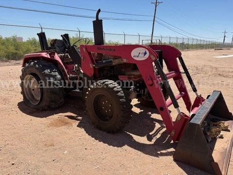 Tractor, Mahindra 4530