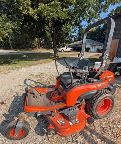 2013 Kubota ZG227 54" Commercial Zero-Turn Mower