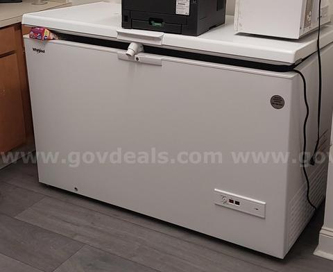 Chest Freezer - Good Condition - Works - No Known Problems