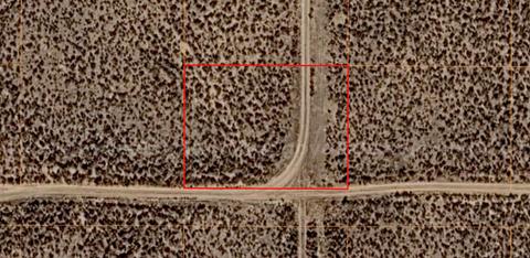 Own Your Own Piece of Beautiful Northern New Mexico – Near Taos! 0.50acre!