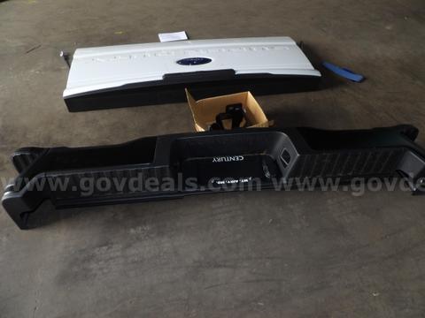 2026 Ford Tailgate and Bumper *NEW*