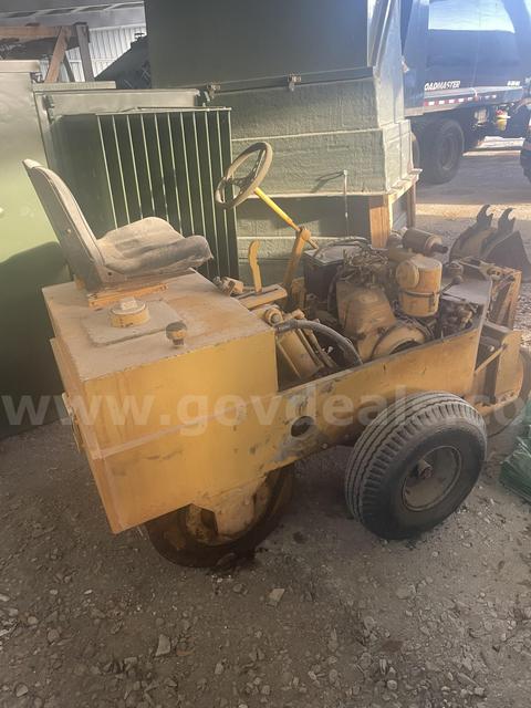 2004 Mauldin Roller Packer