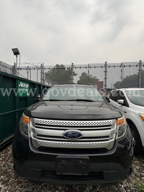 2015 Ford Explorer (I02)