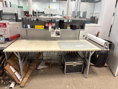 Industrial Packing Workstation