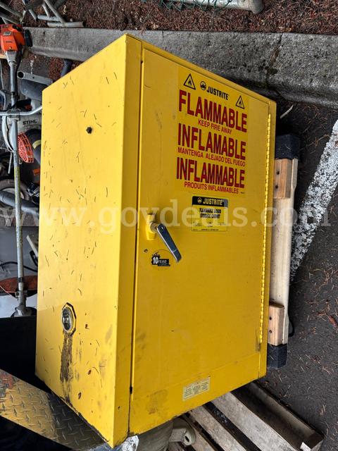 12 GAL Flammable Storage Cabinet
