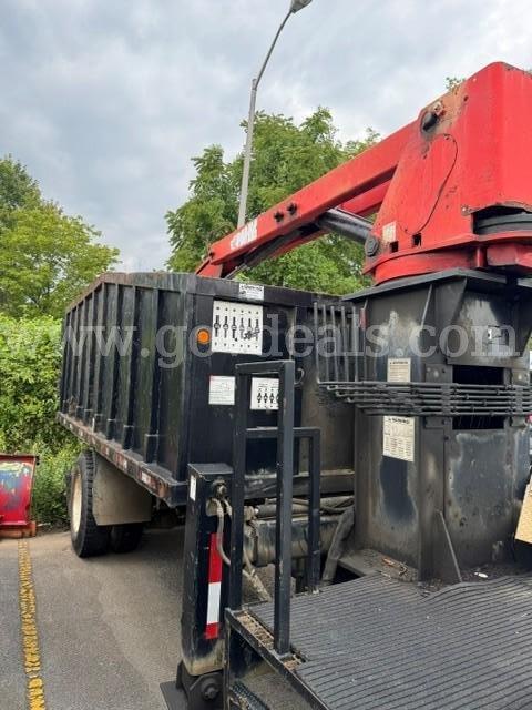 2009 Kenworth Brush Grabber