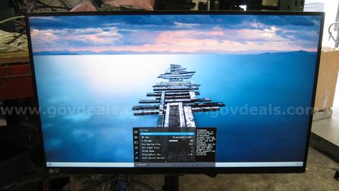 Wholesale Lot of 10 Samsung 27" and 32" Monitors