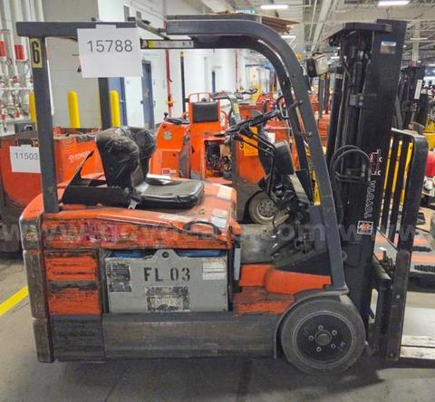 Lot of 3 Toyota Forklifts