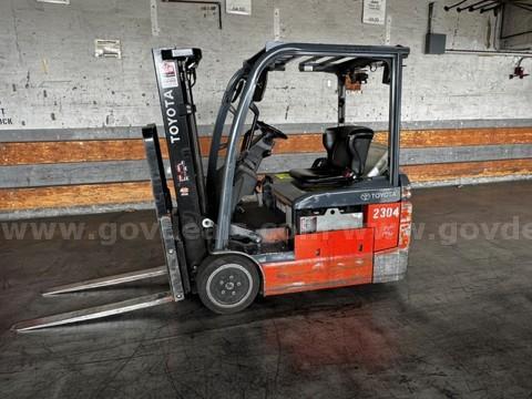 Toyota Forklift - 8FBE18U model