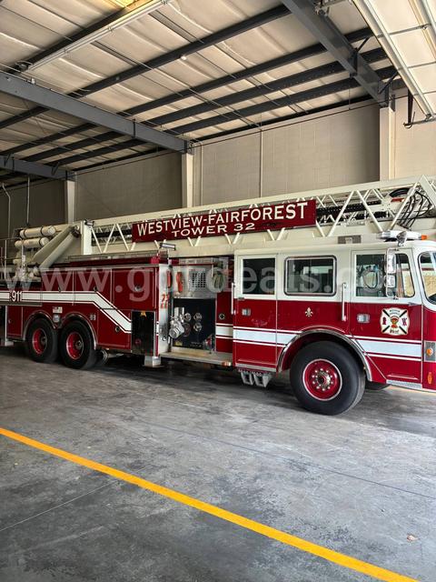 1989 Pierce Aeriel Ladder Truck