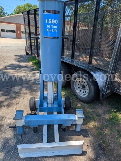 OTC MODEL 1590 10K AIR JACK!!