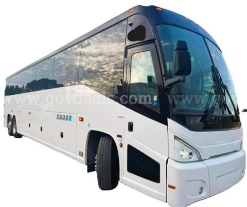 clean 2014 MCI J4500