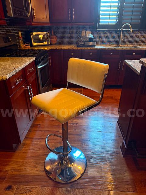 Modern Adjustable White Bar Stools β Sleek Stainless Steel Base