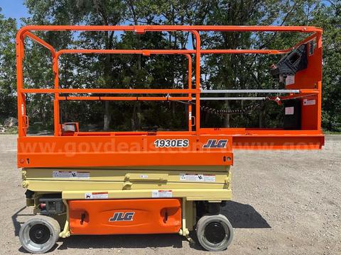 2017 JLG 1930ES SCISSOR LIFT