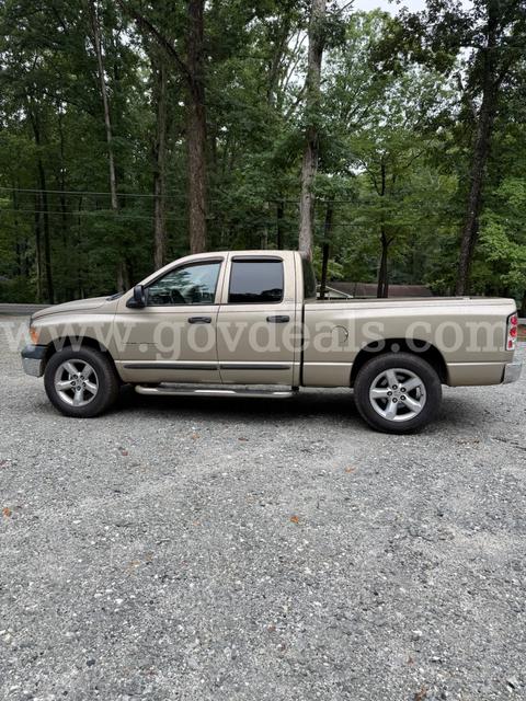 2002 Dodge Ram 1500 SLT Quad Cab Short Bed 2WD