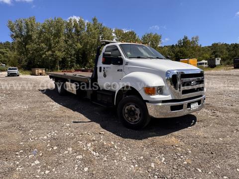 2015 Ford F-650 XLT SD Roll Back