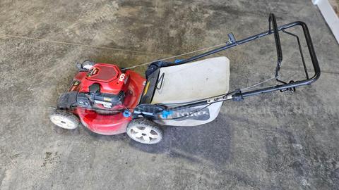 Toro 22" Push Mower (2 of 2)
