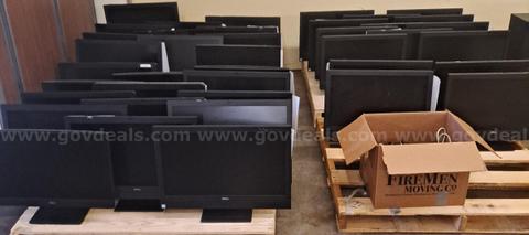 Lot of 40 Dell All-in-Ones with Power Cords