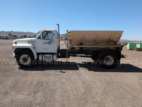 1991 Ford F700F