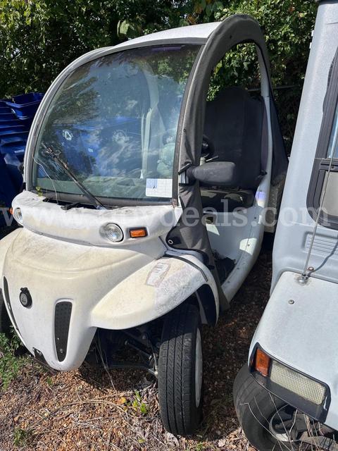 Lot of (6) Polaris GEM Electric Low Speed Vehicles