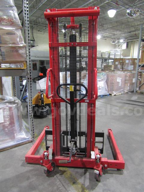 (1) Dayton Hydraulic Fork Lifter 4VMF1 Working Condition