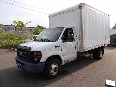 2012 Ford Econoline E-350 SD Box Truck (Low Miles)