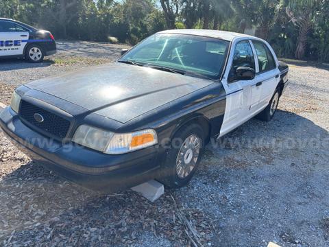 2005 FORD CROWN VICTORIA PV371