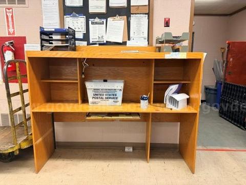 Wood Office Desk/Workstation with Built-In Shelving