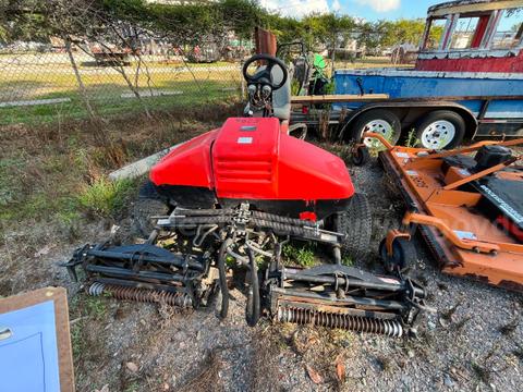 2009 Jacobsen Tri King Mower