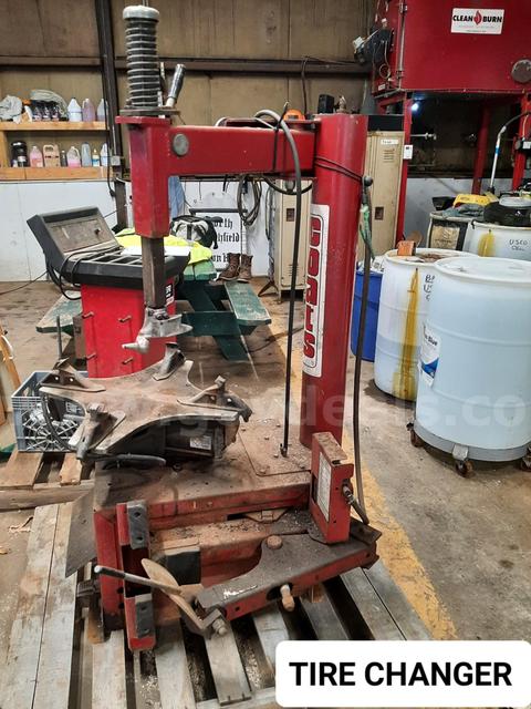 Coats Rim Clamp Tire Changer