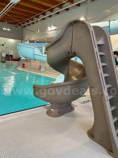 GLOBAL TSUNAMI 360 TWIST & TURN WATER SLIDE - SANDSTONE