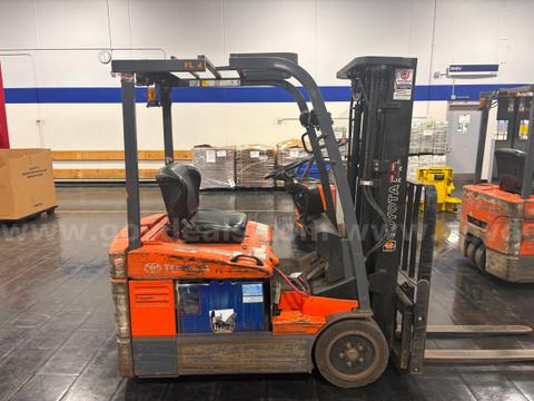 Toyota Electric Forklift Model 7FBEU15 with charger - Battery not included - SN