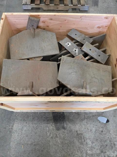 Lot of 22 Tooth, in Rabble, base 12" x 5"
