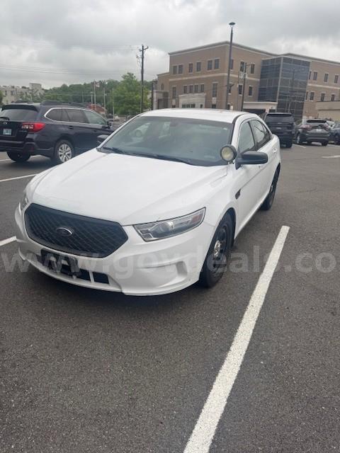 2013 Ford Taurus